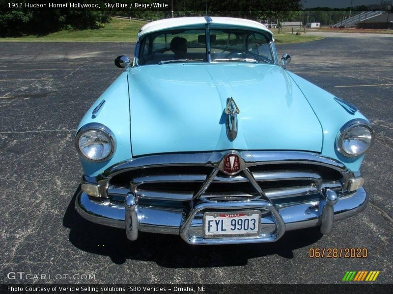 Sky Blue / Beige/White 1952 Hudson Hornet Hollywood