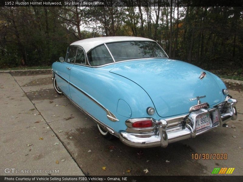 Sky Blue / Beige/White 1952 Hudson Hornet Hollywood