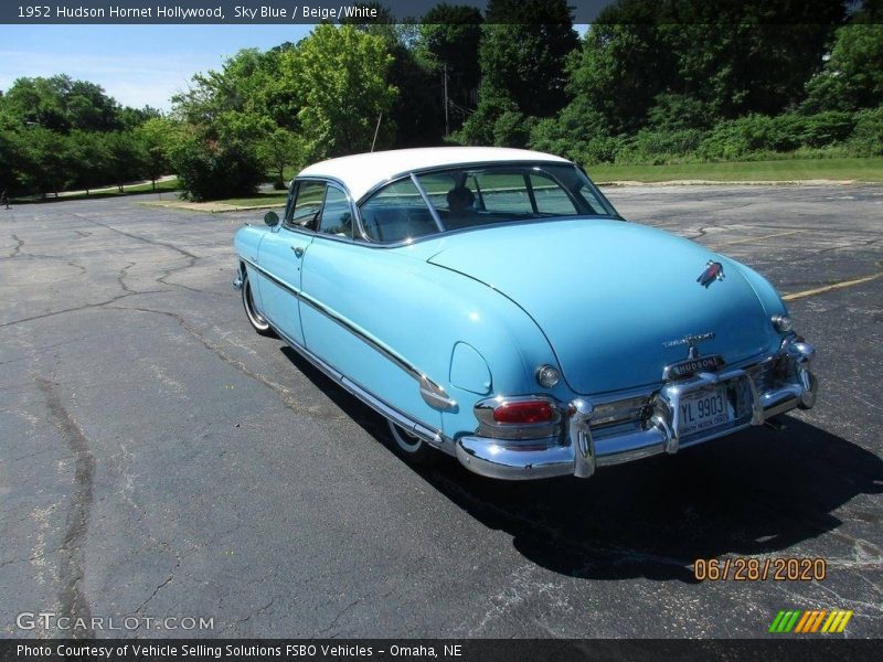 Sky Blue / Beige/White 1952 Hudson Hornet Hollywood