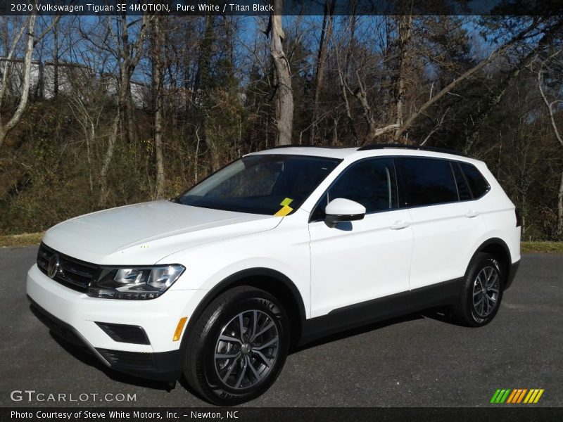 Pure White / Titan Black 2020 Volkswagen Tiguan SE 4MOTION