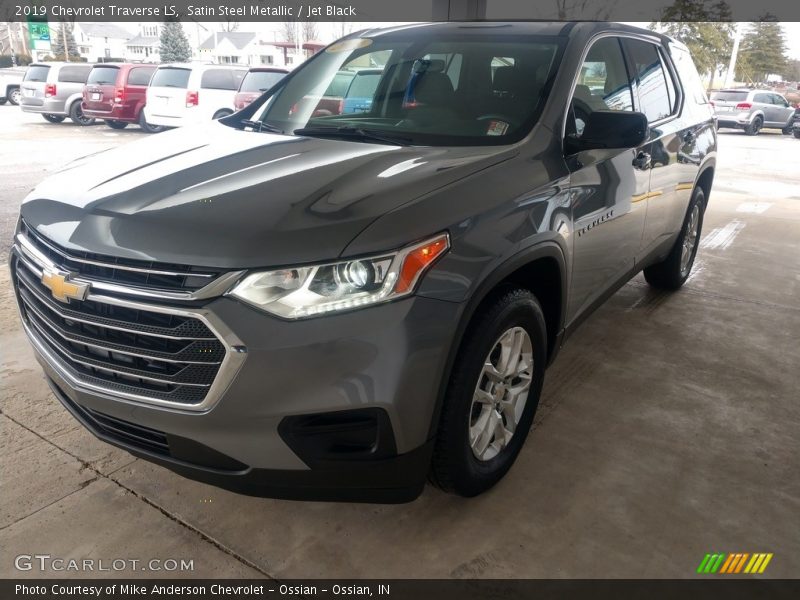Satin Steel Metallic / Jet Black 2019 Chevrolet Traverse LS