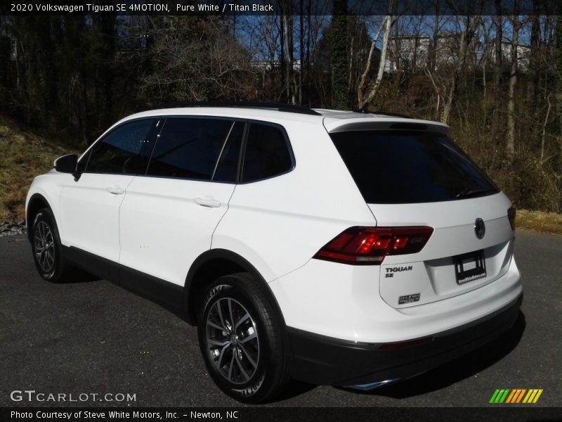 Pure White / Titan Black 2020 Volkswagen Tiguan SE 4MOTION