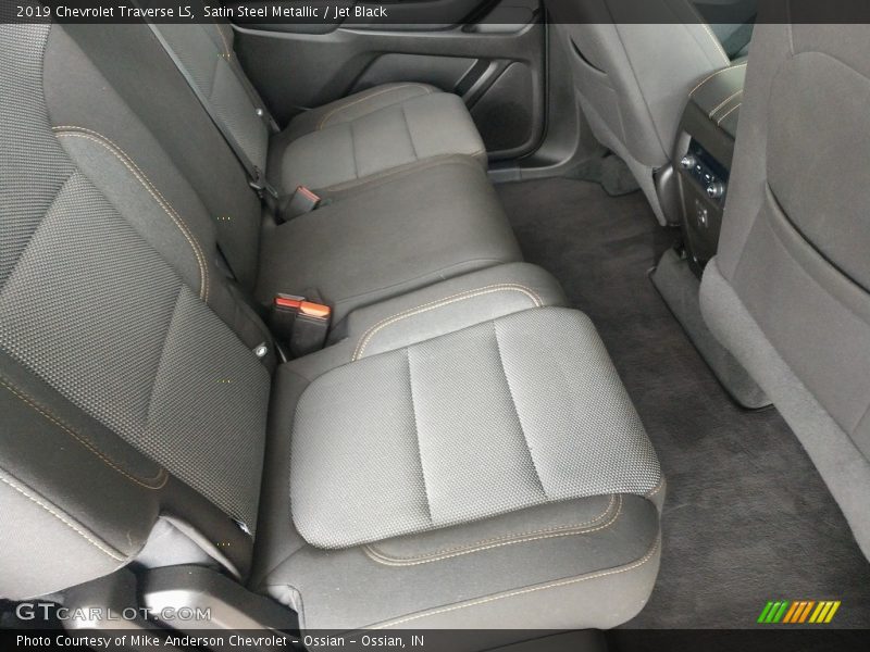Satin Steel Metallic / Jet Black 2019 Chevrolet Traverse LS