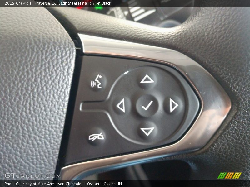 Satin Steel Metallic / Jet Black 2019 Chevrolet Traverse LS