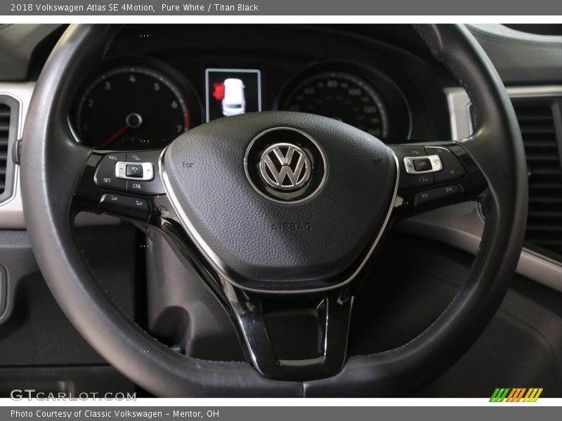 Pure White / Titan Black 2018 Volkswagen Atlas SE 4Motion