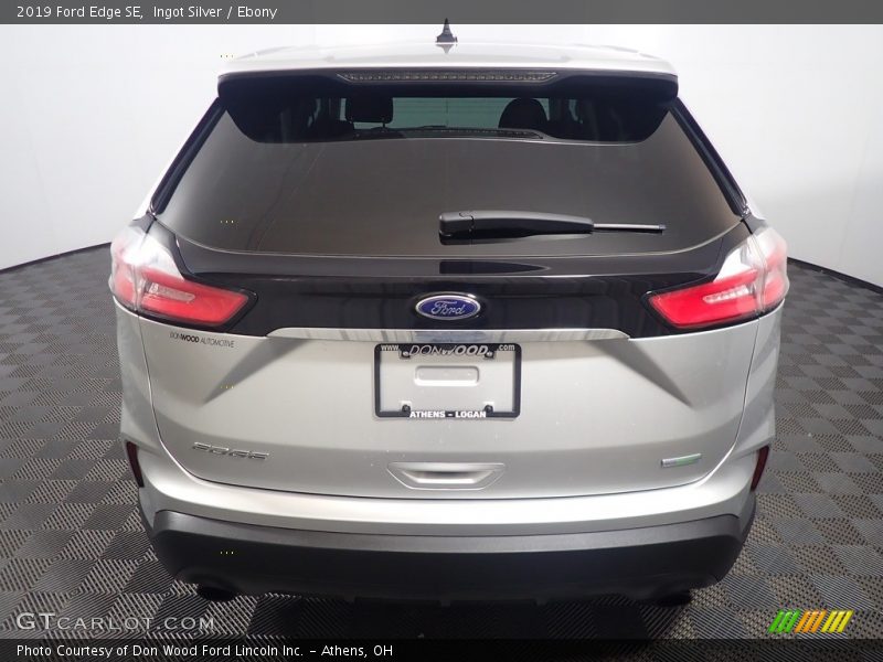 Ingot Silver / Ebony 2019 Ford Edge SE