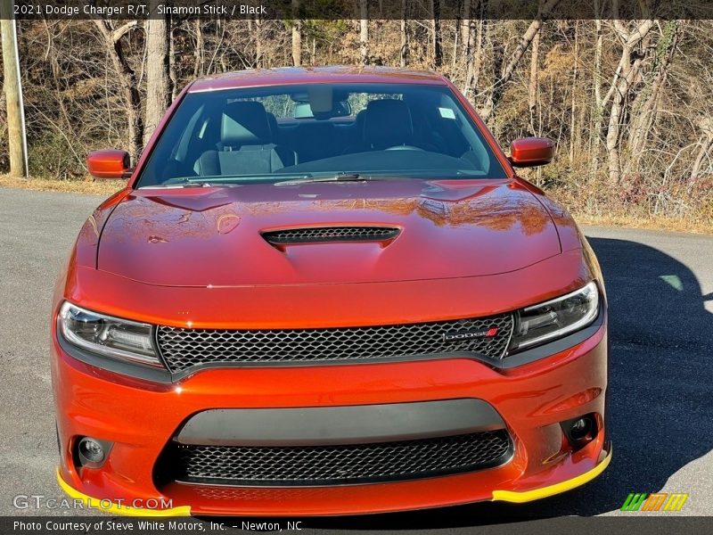 Sinamon Stick / Black 2021 Dodge Charger R/T