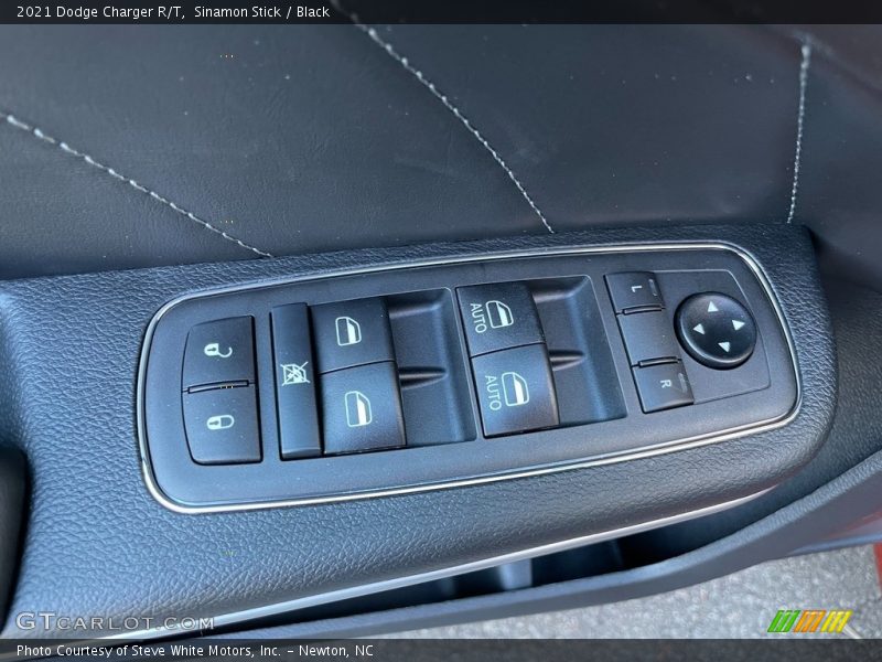 Sinamon Stick / Black 2021 Dodge Charger R/T