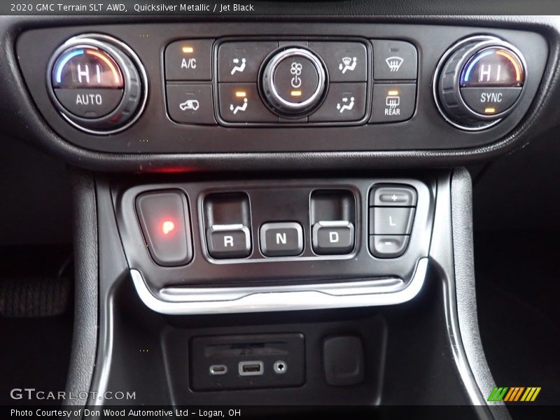 Quicksilver Metallic / Jet Black 2020 GMC Terrain SLT AWD