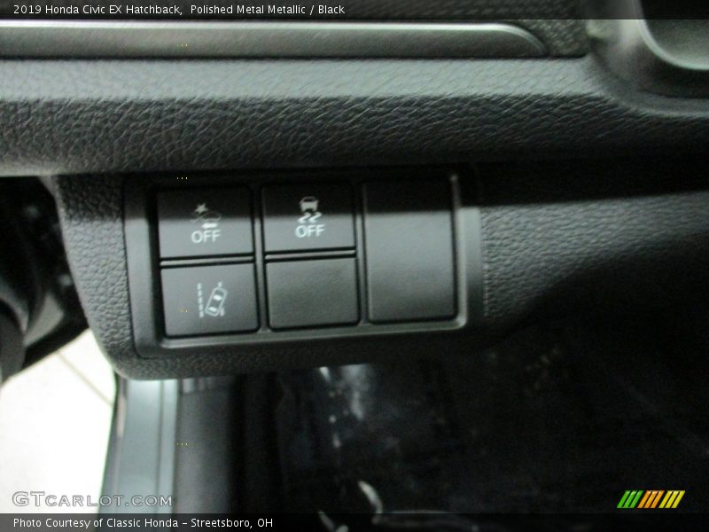 Polished Metal Metallic / Black 2019 Honda Civic EX Hatchback