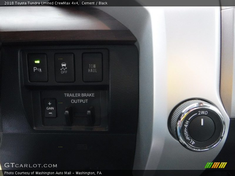 Cement / Black 2018 Toyota Tundra Limited CrewMax 4x4