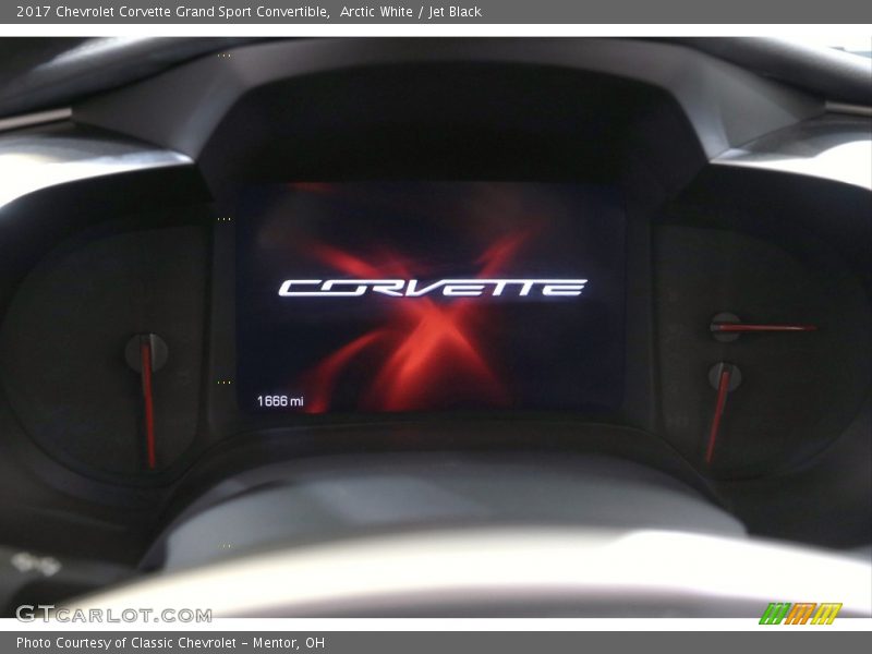 Arctic White / Jet Black 2017 Chevrolet Corvette Grand Sport Convertible