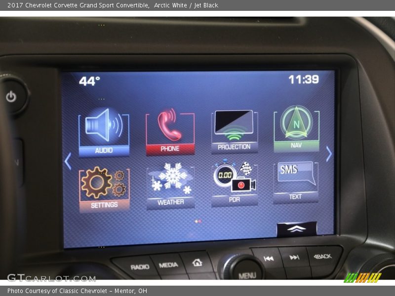 Arctic White / Jet Black 2017 Chevrolet Corvette Grand Sport Convertible