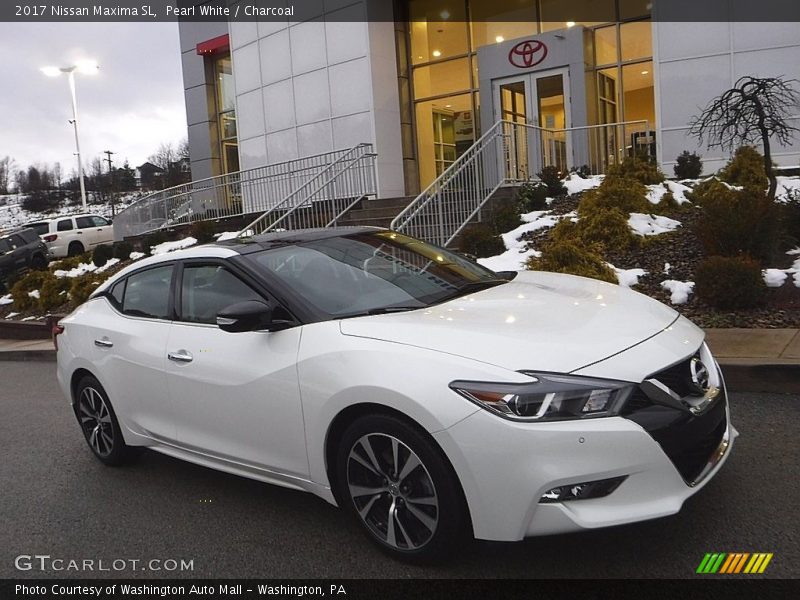 Pearl White / Charcoal 2017 Nissan Maxima SL