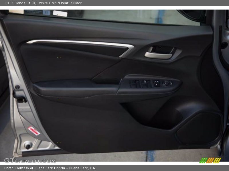 White Orchid Pearl / Black 2017 Honda Fit LX