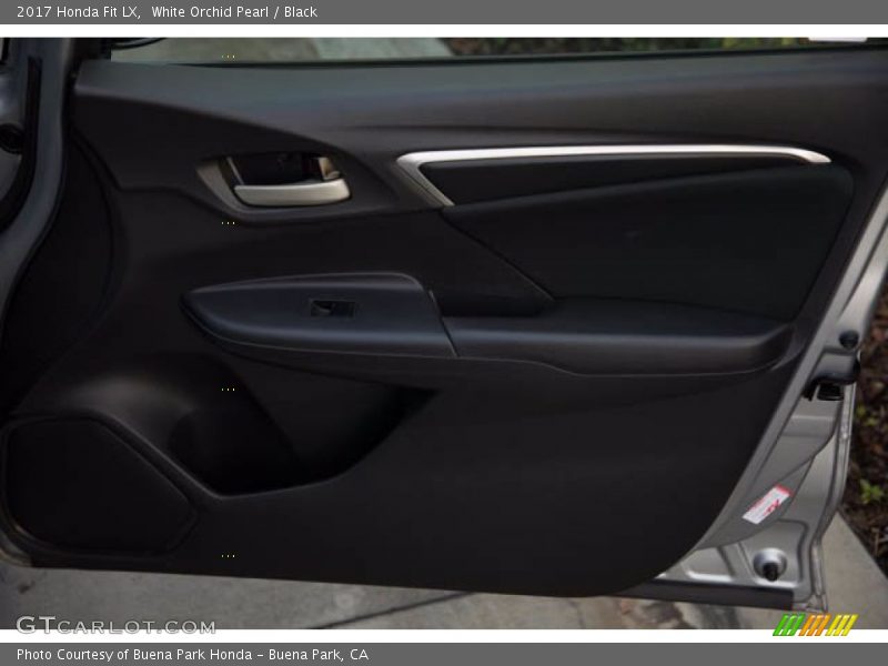 White Orchid Pearl / Black 2017 Honda Fit LX