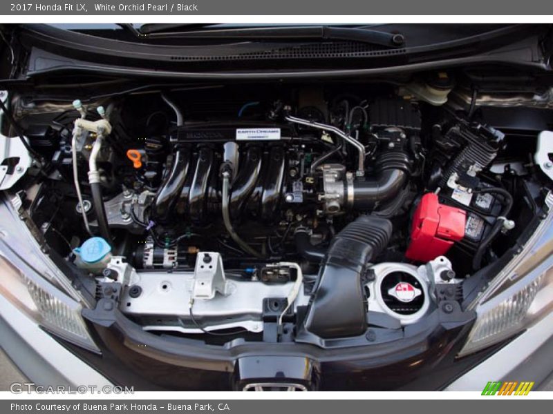 White Orchid Pearl / Black 2017 Honda Fit LX