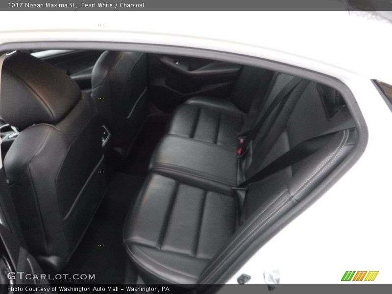 Pearl White / Charcoal 2017 Nissan Maxima SL