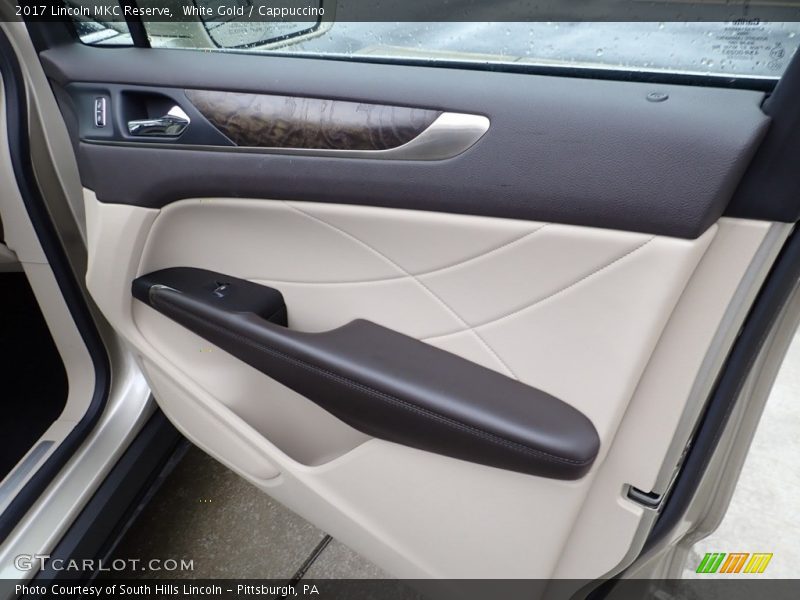White Gold / Cappuccino 2017 Lincoln MKC Reserve