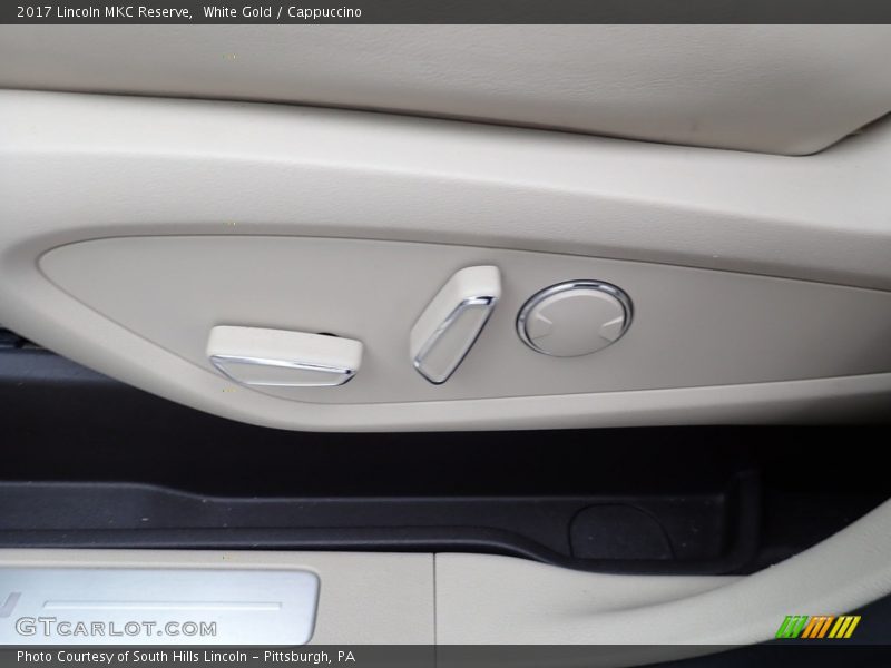 White Gold / Cappuccino 2017 Lincoln MKC Reserve