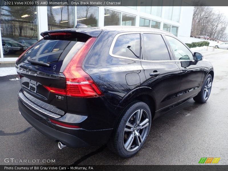 Onyx Black Metallic / Charcoal 2021 Volvo XC60 T5 AWD Momentum