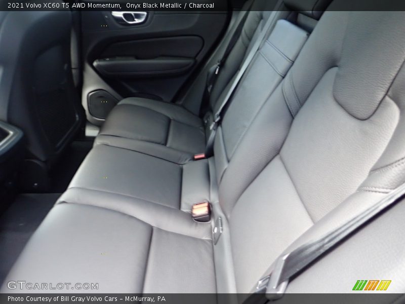 Onyx Black Metallic / Charcoal 2021 Volvo XC60 T5 AWD Momentum