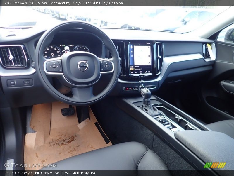 Onyx Black Metallic / Charcoal 2021 Volvo XC60 T5 AWD Momentum