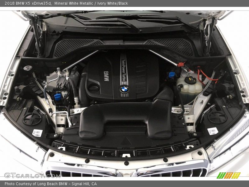 Mineral White Metallic / Ivory White/Black 2018 BMW X5 xDrive35d