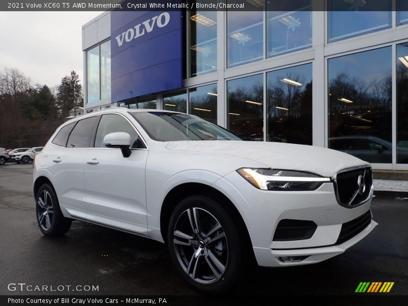 Crystal White Metallic / Blonde/Charcoal 2021 Volvo XC60 T5 AWD Momentum