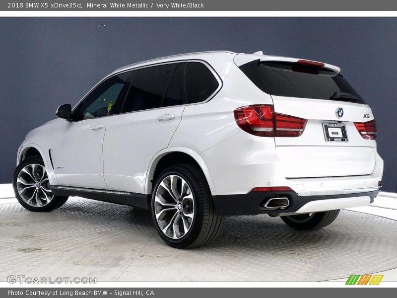 Mineral White Metallic / Ivory White/Black 2018 BMW X5 xDrive35d