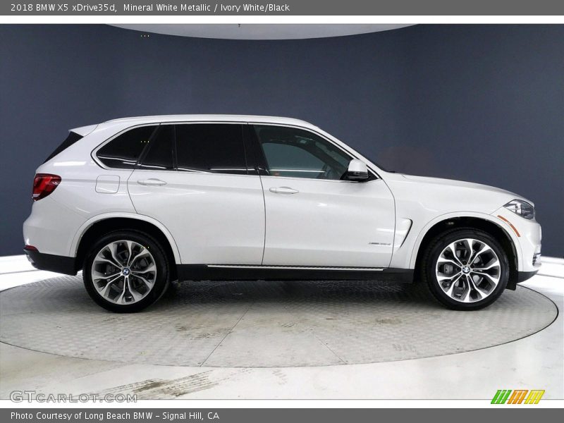 Mineral White Metallic / Ivory White/Black 2018 BMW X5 xDrive35d