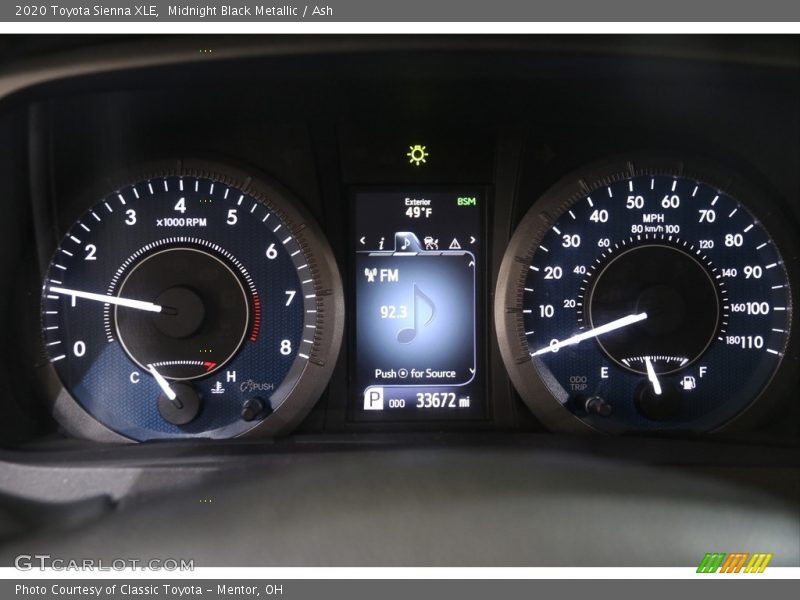 Midnight Black Metallic / Ash 2020 Toyota Sienna XLE