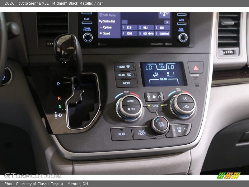 Midnight Black Metallic / Ash 2020 Toyota Sienna XLE