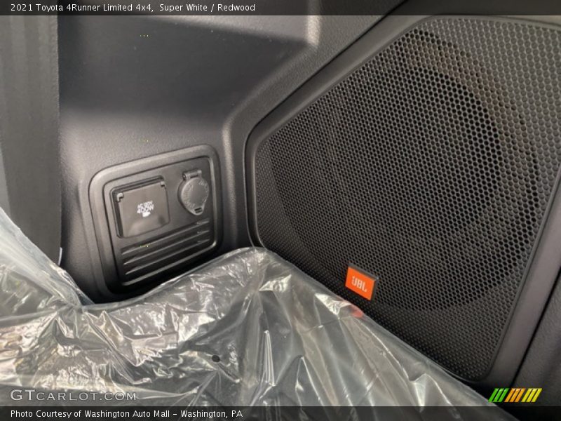 Super White / Redwood 2021 Toyota 4Runner Limited 4x4