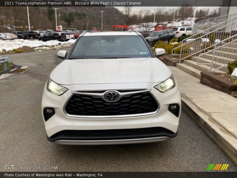 Blizzard White Pearl / Glazed Caramel 2021 Toyota Highlander Platinum AWD