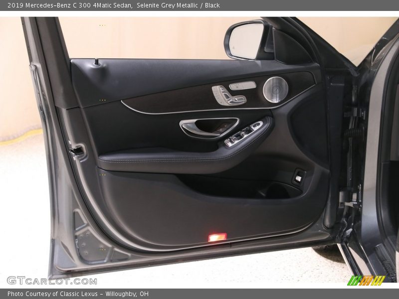 Selenite Grey Metallic / Black 2019 Mercedes-Benz C 300 4Matic Sedan