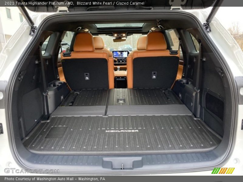 Blizzard White Pearl / Glazed Caramel 2021 Toyota Highlander Platinum AWD