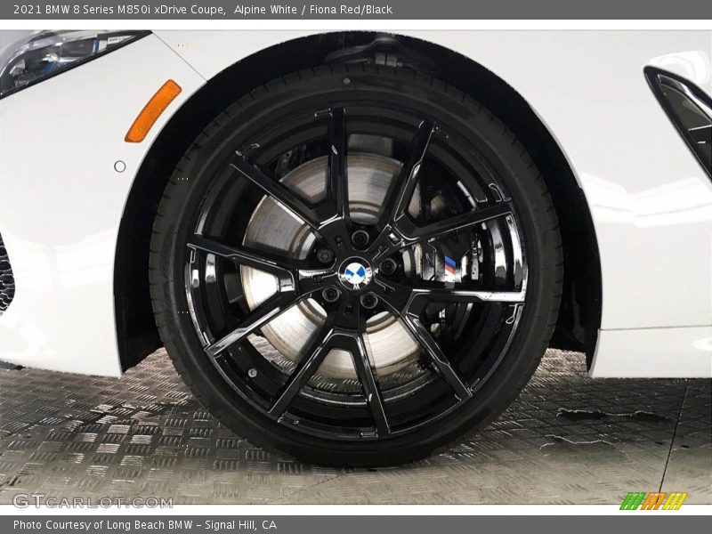  2021 8 Series M850i xDrive Coupe Wheel