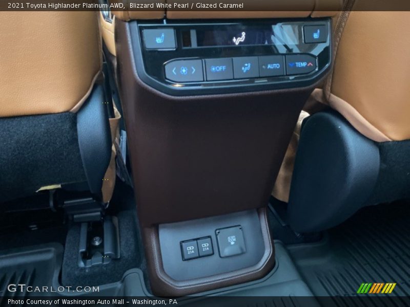 Blizzard White Pearl / Glazed Caramel 2021 Toyota Highlander Platinum AWD