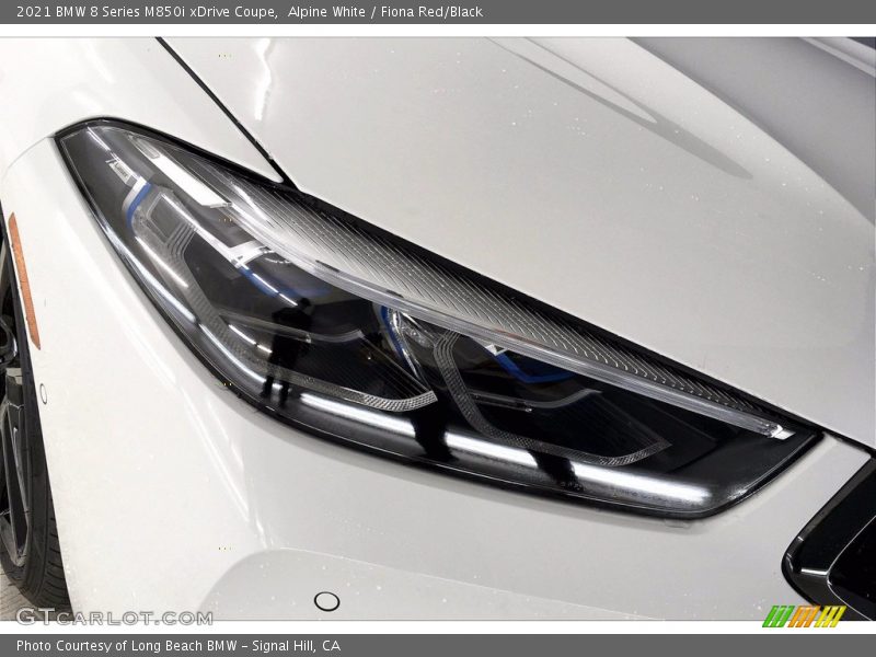 Alpine White / Fiona Red/Black 2021 BMW 8 Series M850i xDrive Coupe