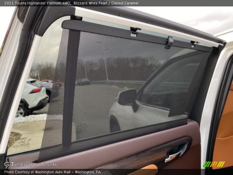 Blizzard White Pearl / Glazed Caramel 2021 Toyota Highlander Platinum AWD