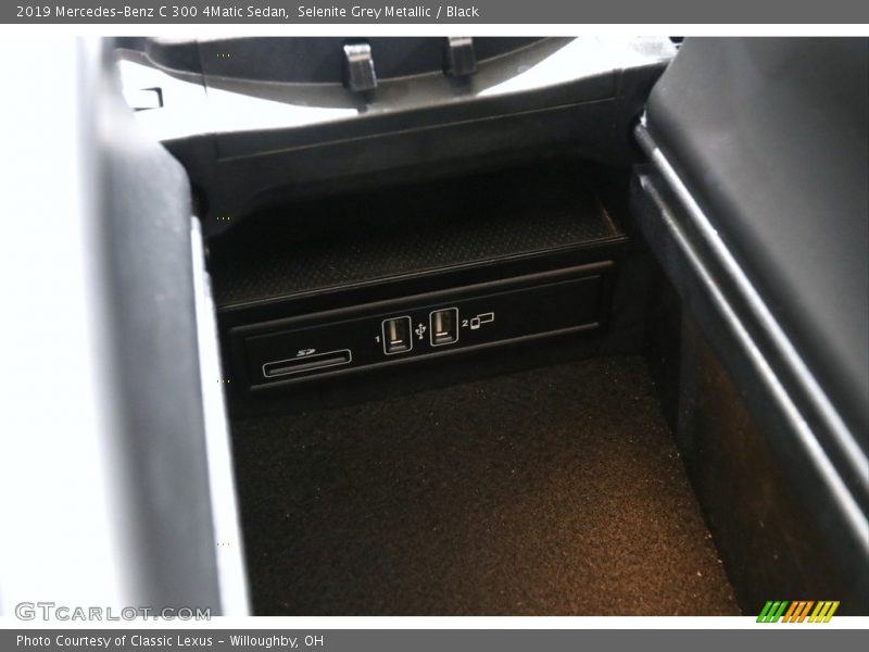 Selenite Grey Metallic / Black 2019 Mercedes-Benz C 300 4Matic Sedan
