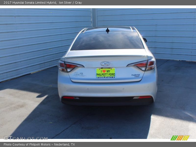 Ion Silver / Gray 2017 Hyundai Sonata Limited Hybrid
