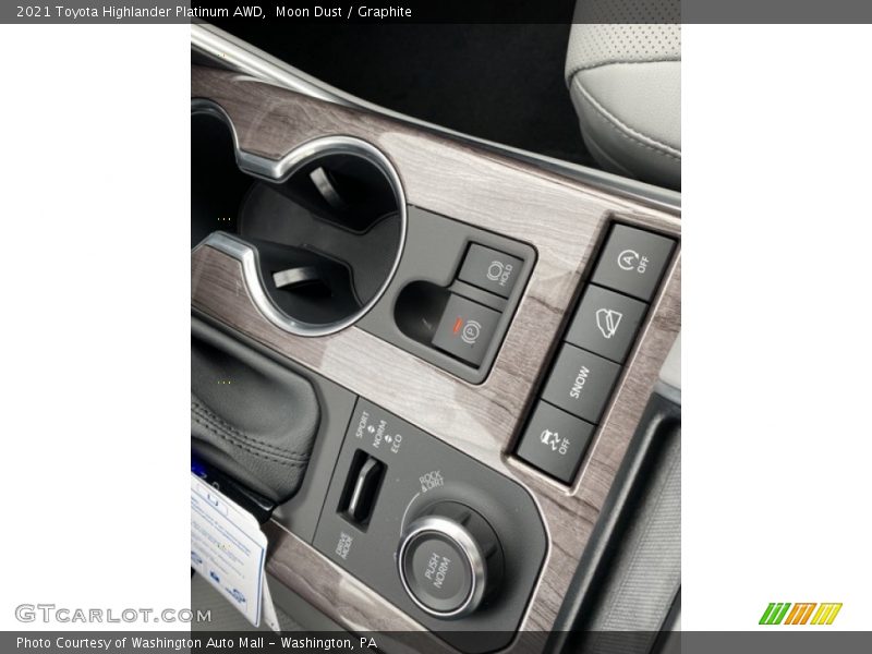 Moon Dust / Graphite 2021 Toyota Highlander Platinum AWD