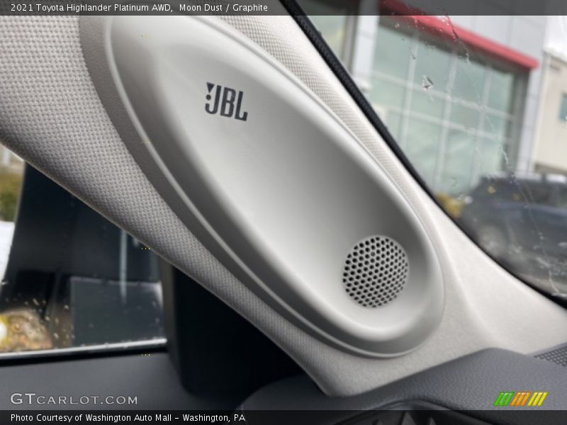Moon Dust / Graphite 2021 Toyota Highlander Platinum AWD