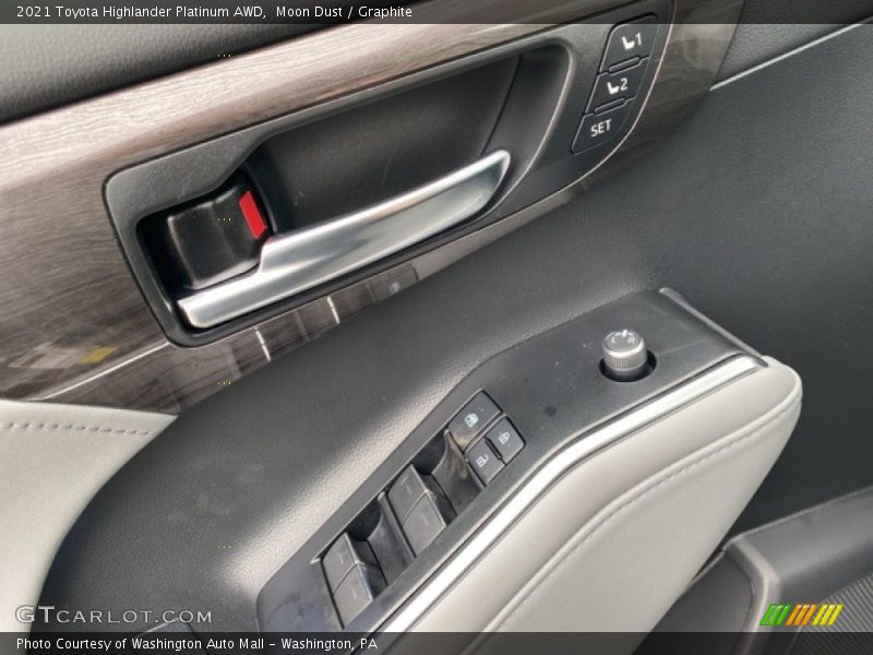 Moon Dust / Graphite 2021 Toyota Highlander Platinum AWD