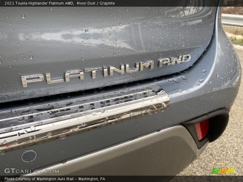 Moon Dust / Graphite 2021 Toyota Highlander Platinum AWD