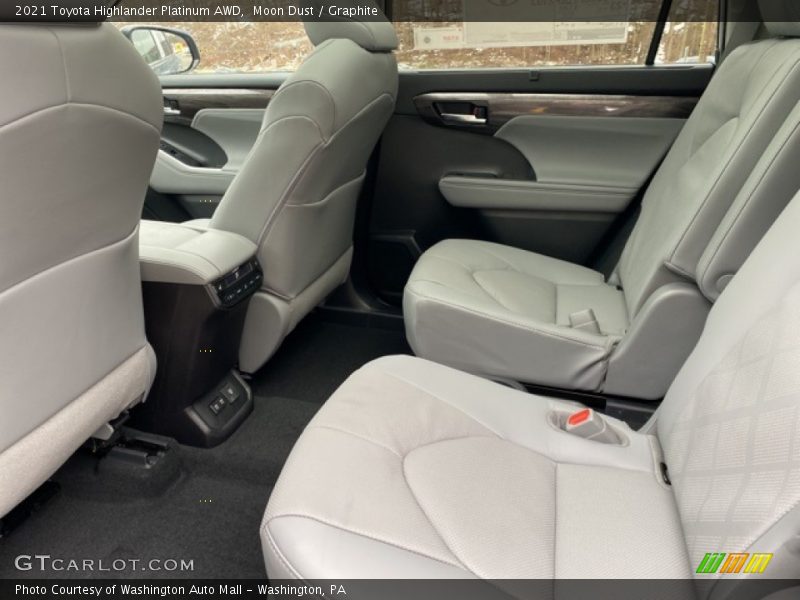 Moon Dust / Graphite 2021 Toyota Highlander Platinum AWD