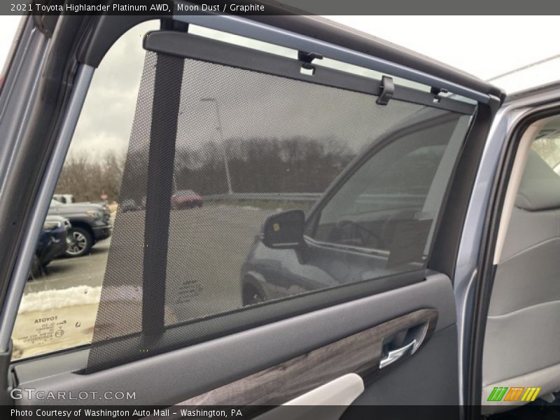 Moon Dust / Graphite 2021 Toyota Highlander Platinum AWD