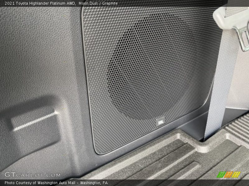 Moon Dust / Graphite 2021 Toyota Highlander Platinum AWD